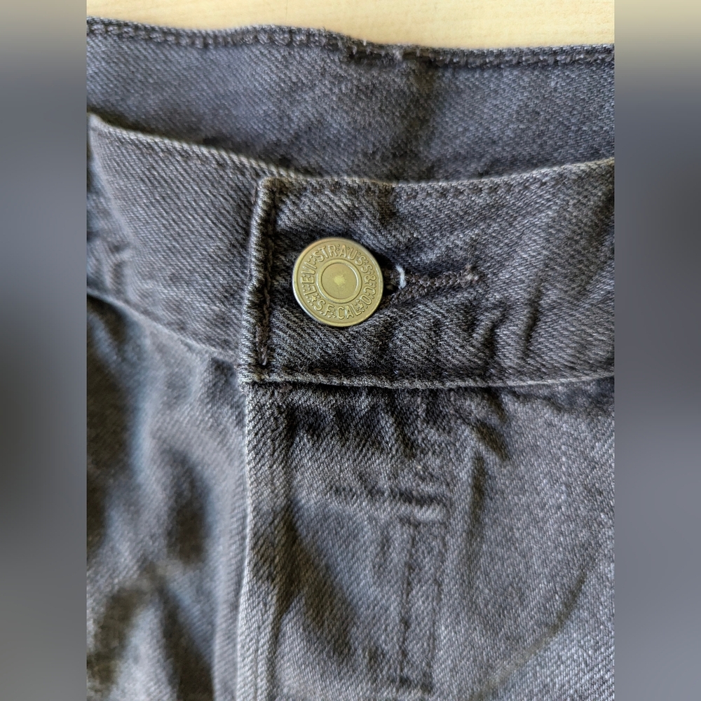 LEVI'S 501 Black‎ Distressed Cut Off Denim Shorts - Picture 3 of 16